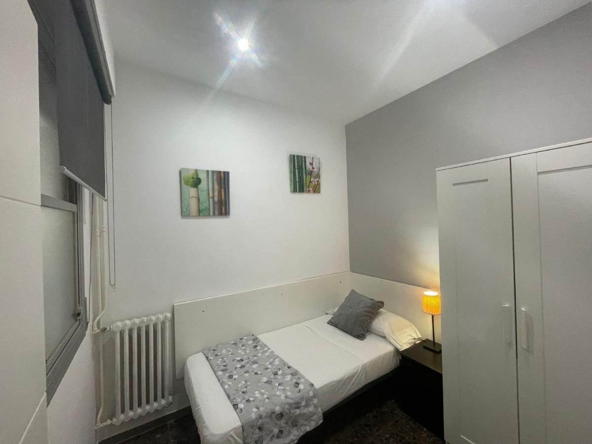 Family-Friendly Home In Central Barcelona 4Bdr *