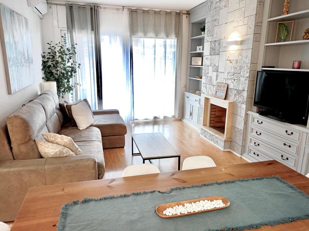 Family-Friendly Home In Central Barcelona 4Bdr *